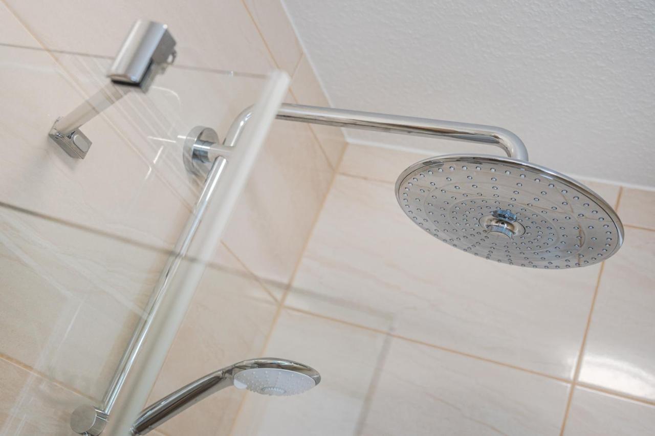 Reetdachhaus Am Haff Mit Sauna, Terrasse, Wlan Zirchow Ngoại thất bức ảnh