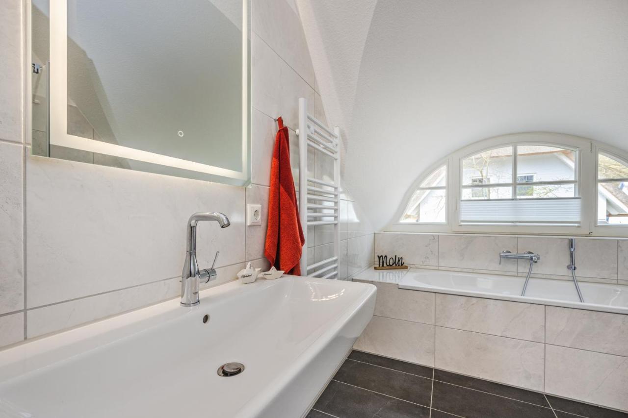 Reetdachhaus Am Haff Mit Sauna, Terrasse, Wlan Zirchow Ngoại thất bức ảnh